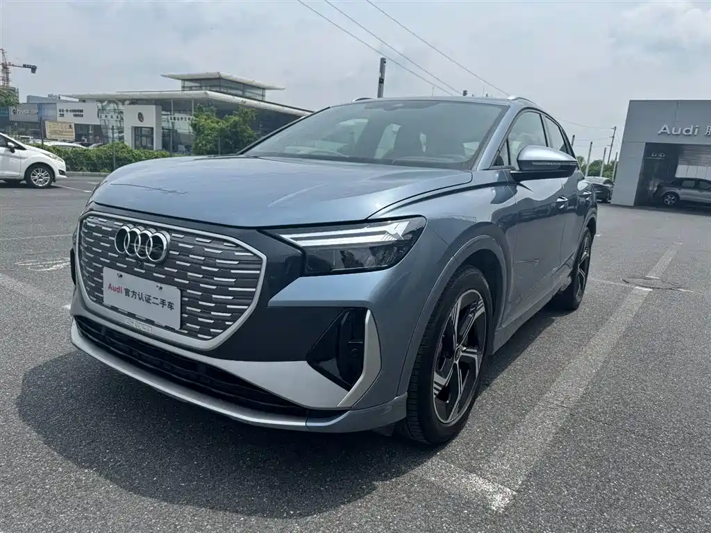 Audi Q4 e-tron 2024 40 e-tron Creation Edition