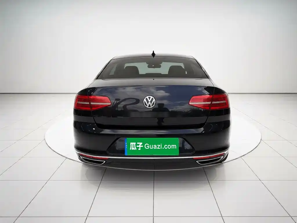 Фото 5 - Volkswagen Magotan
