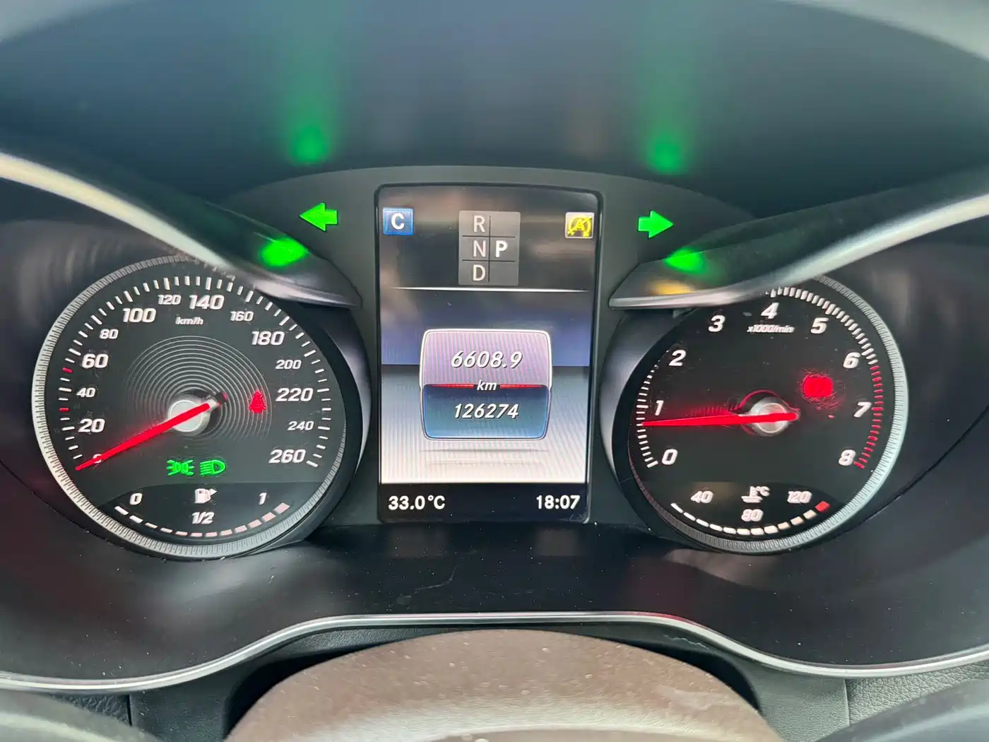 Mercedes-Benz GLC 2018 GLC 300 4MATIC Dynamic фото 15