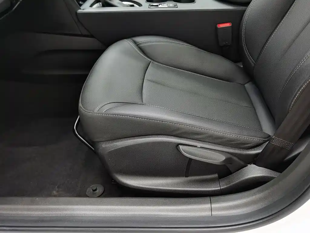 Фото 20 - Buick Excelle