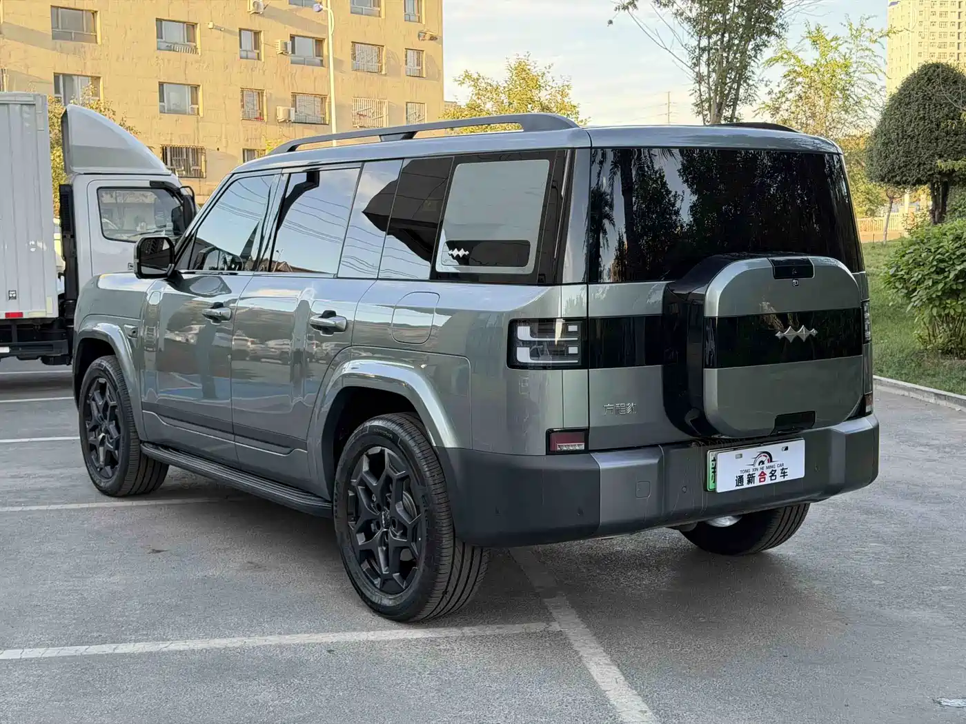 Fang Cheng Bao Titanium 7 2026 2025 AWD Base Model