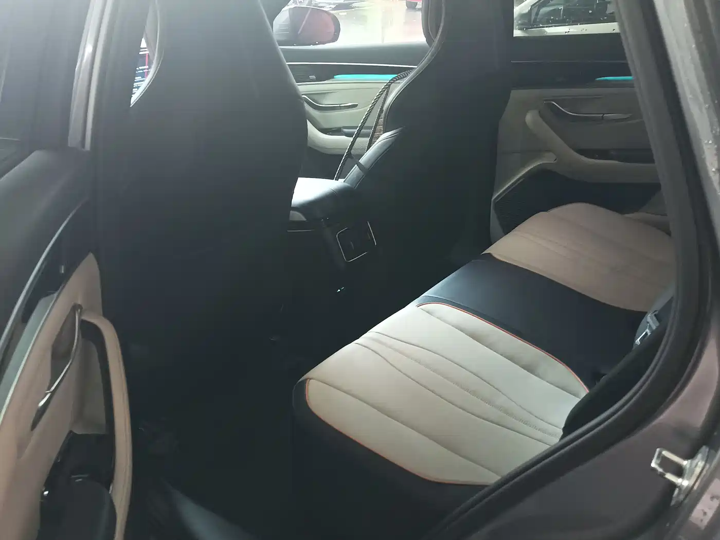 BYD Song PLUS PHEV 2021 DM-i 110KM Flagship PLUS фото 7