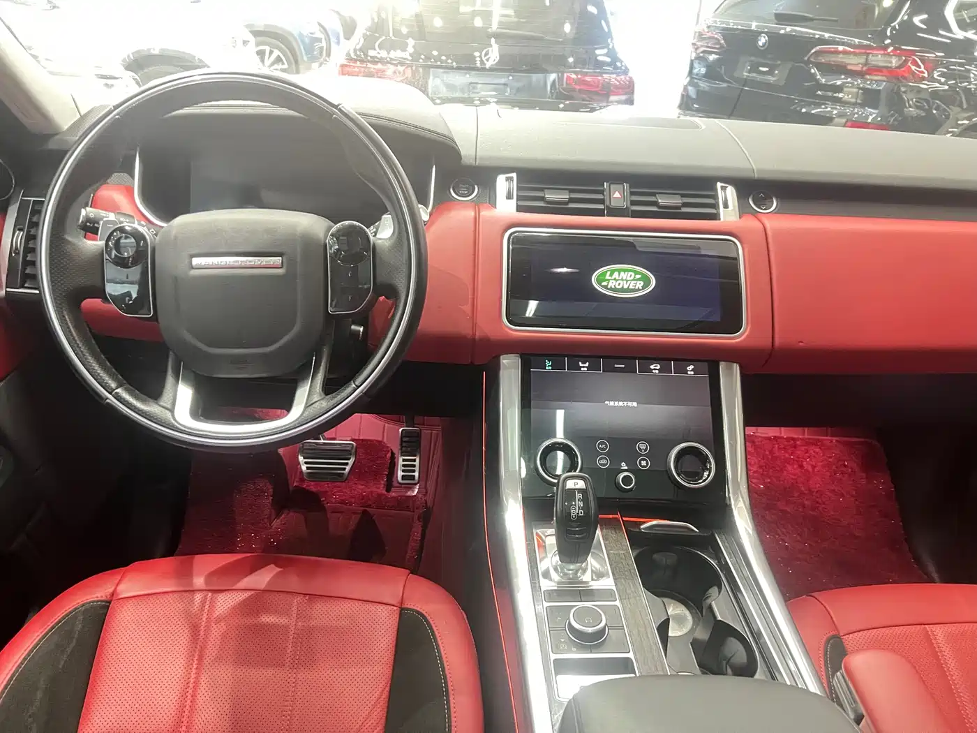 Land Rover Range Rover Sport 2022 3.0 L6 Gloss Black Edition фото 9