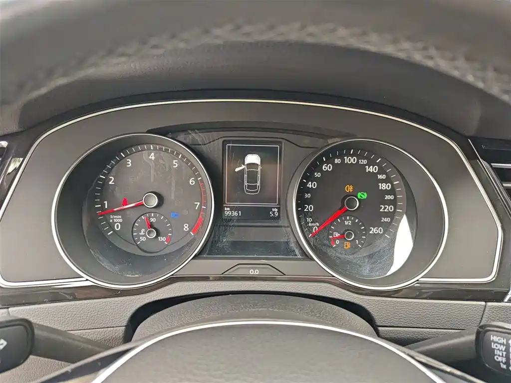 Volkswagen Magotan 2017 330TSI DSG Leading фото 12