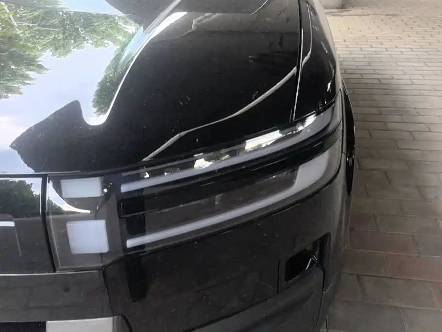 Fang Cheng Bao Titanium 7 2025 2025 AWD Base Model