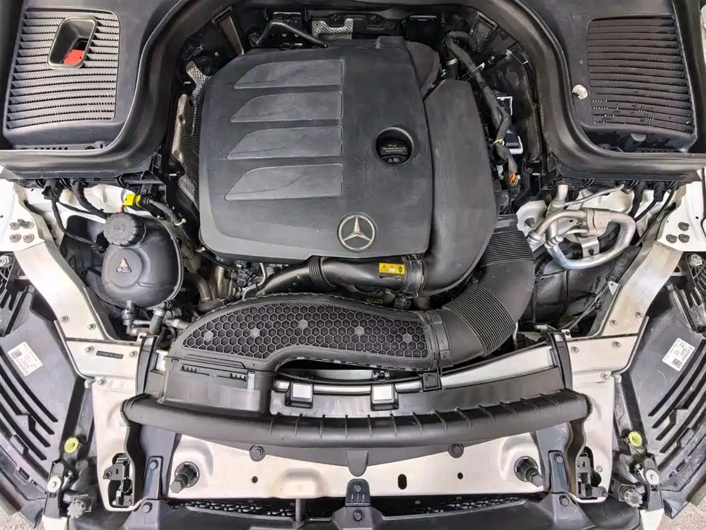 Mercedes-Benz GLC 2022 Facelift GLC 260 L 4MATIC Luxury Model фото 10