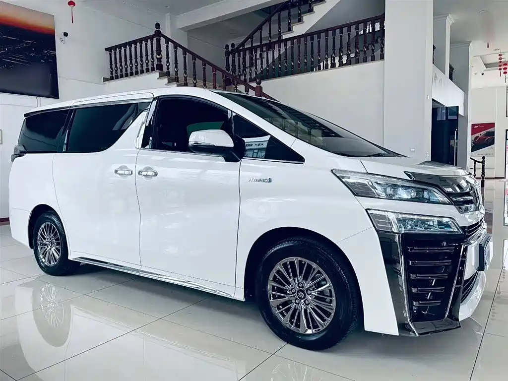 Toyota Vellfire 2021 Crown Hybrid 2.5L HV Supreme Edition фото 4