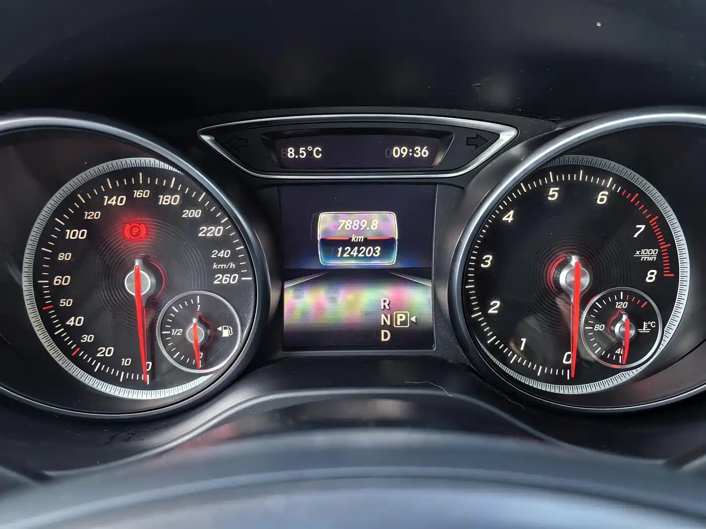 Mercedes-Benz GLA 2018 GLA 200 Dynamic фото 16