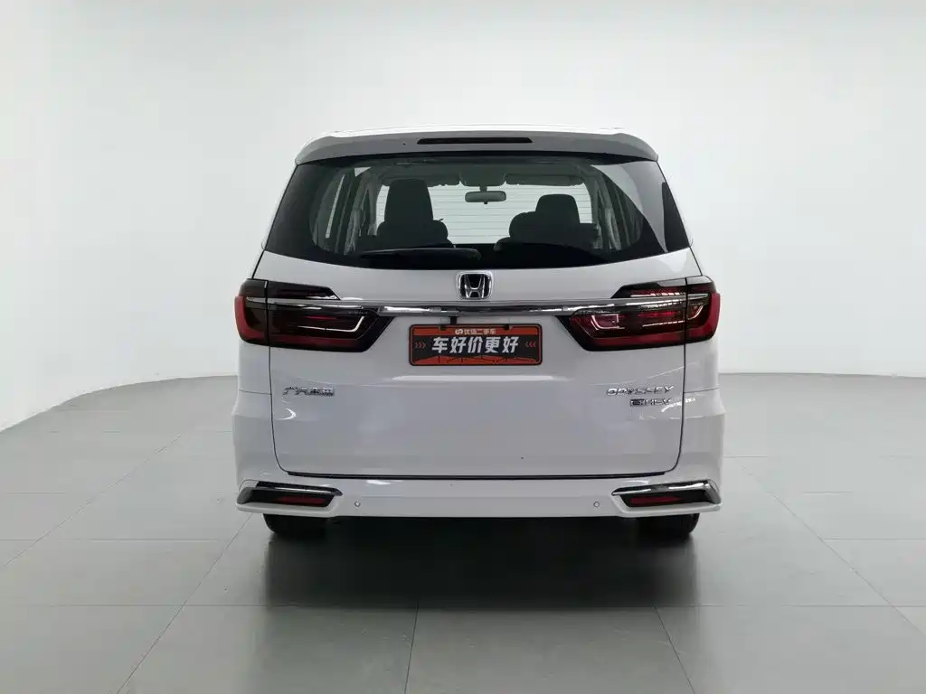 Фото 4 - Honda Odyssey