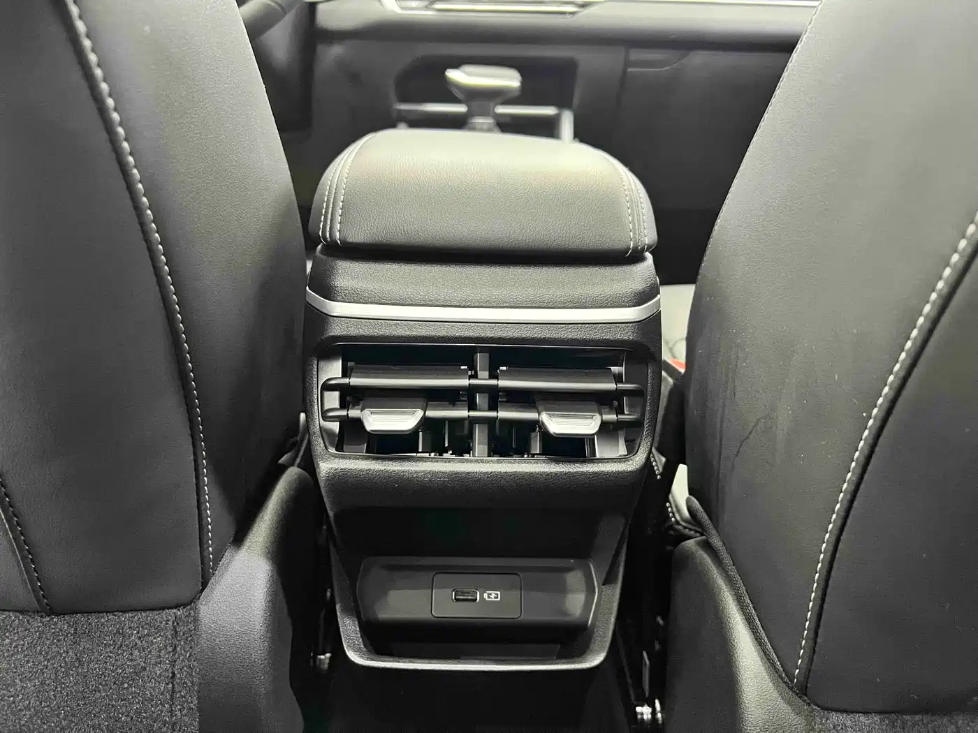 GEELY AUTOMOBILE EMGRAND