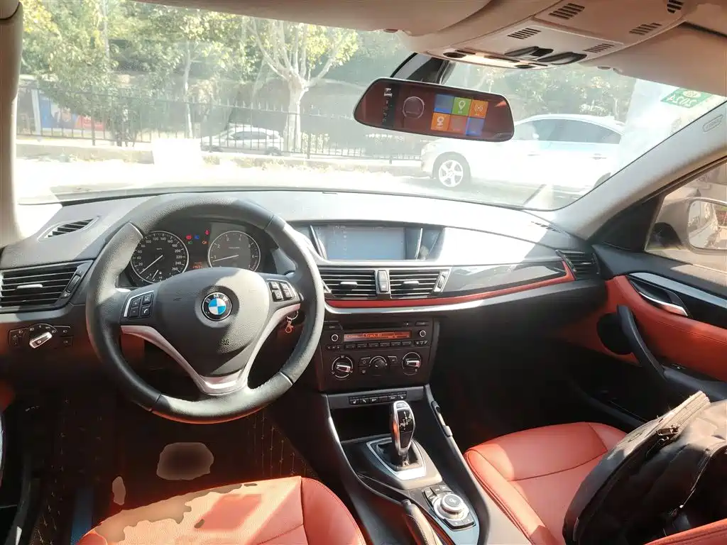 BMW X1 2015 Model sDrive18i Fashion Advanced Edition фото 7
