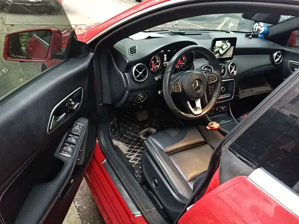 Mercedes-Benz CLA (Import) 2017 Facelift CLA 200 Style фото 13