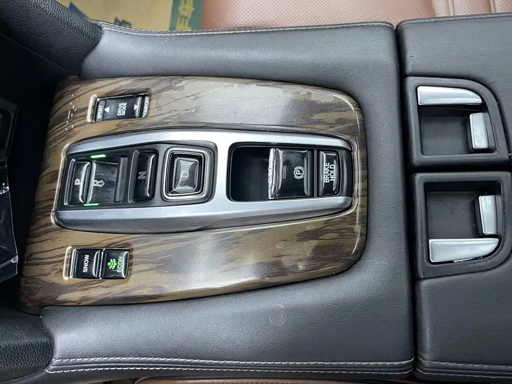 Honda UR-V 2017 2017 370TURBO AWD Premium Edition China V