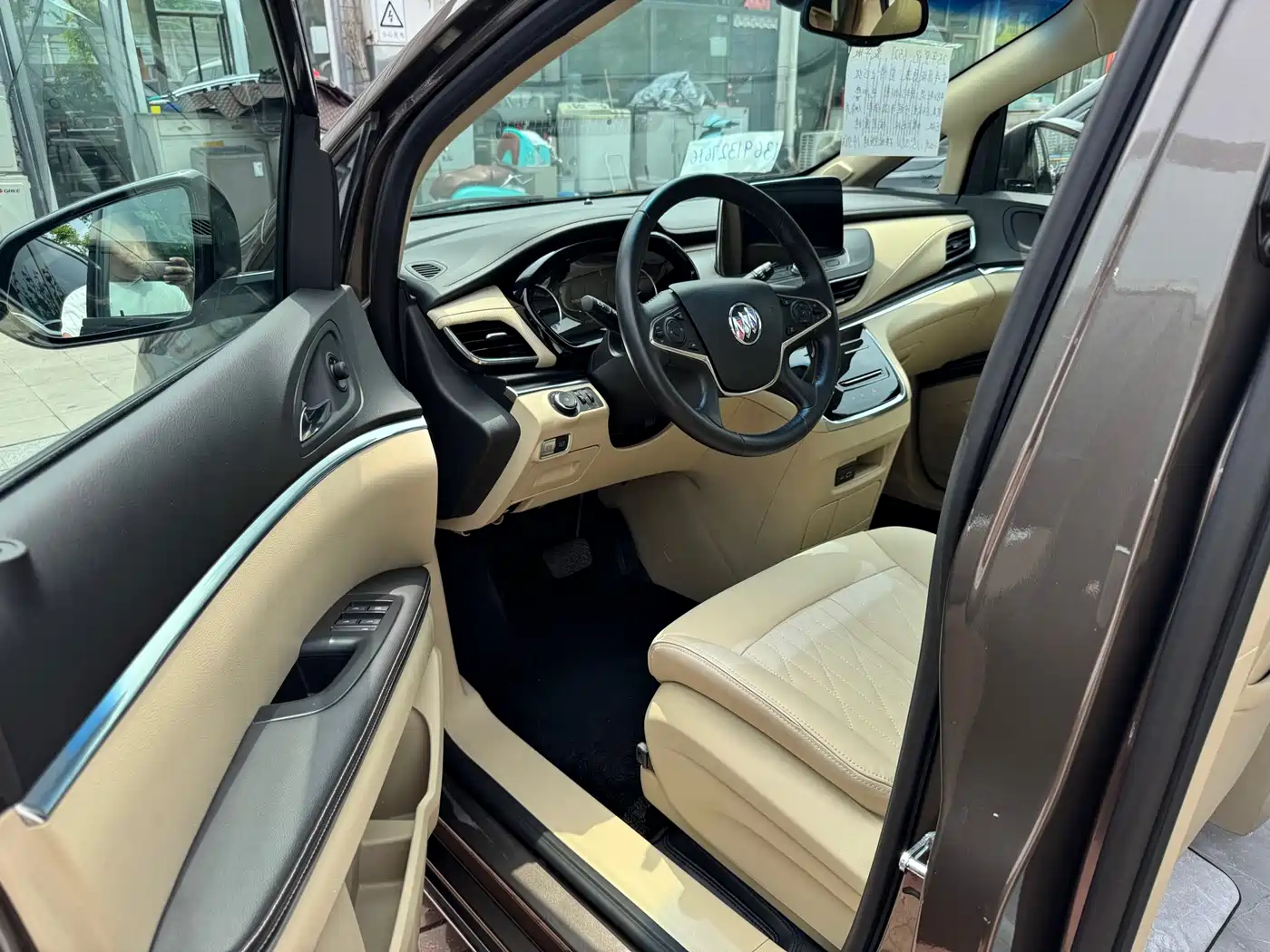 Buick GL8 2023 Land Business Class 652T Luxury фото 3