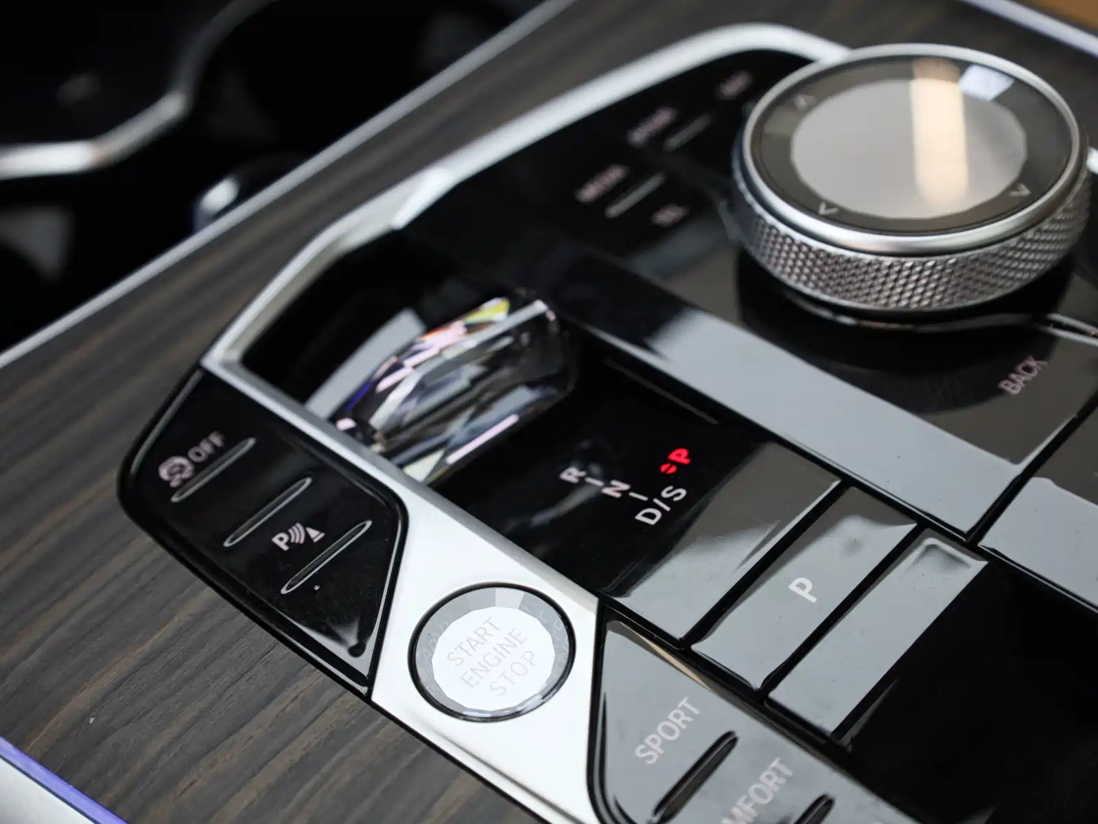 صورة 16 - BMW X7