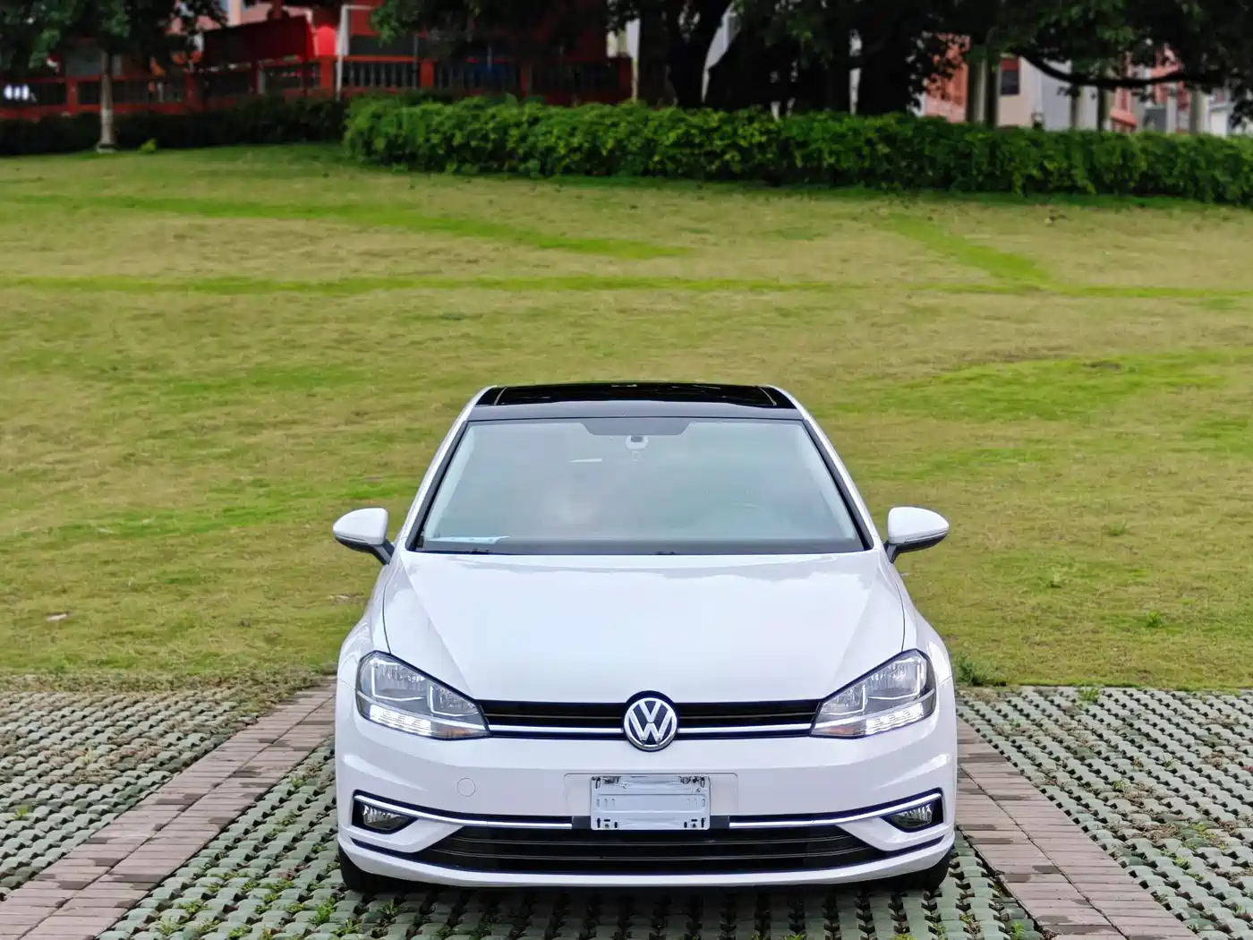 Volkswagen Golf 2018 230TSI Automatic Comfort фото 2
