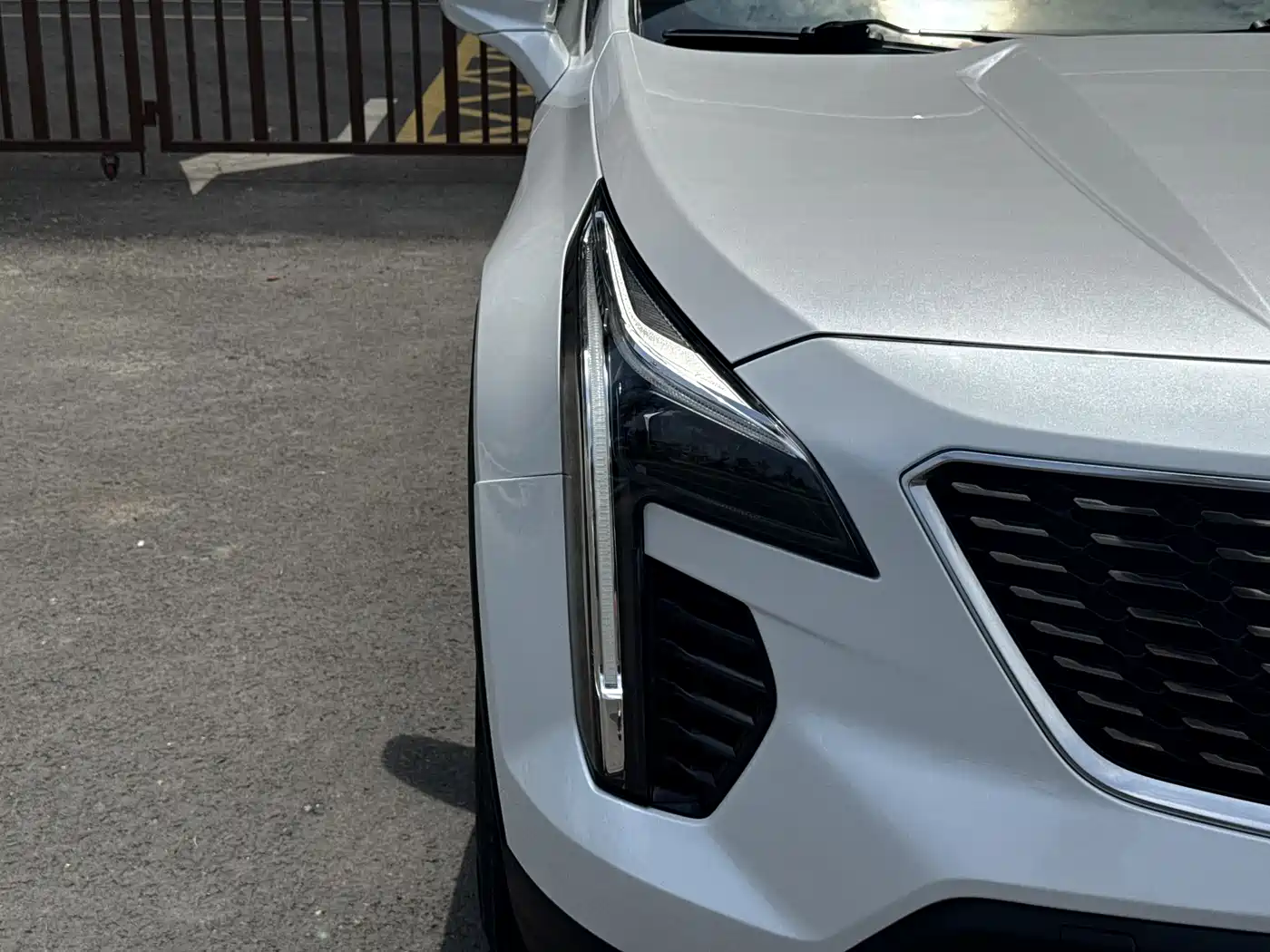 Cadillac XT4 2018 28T FWD Leading Edition фото 4