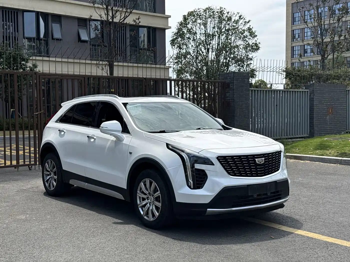 Cadillac XT4 2018 28T FWD Leading Edition фото 3