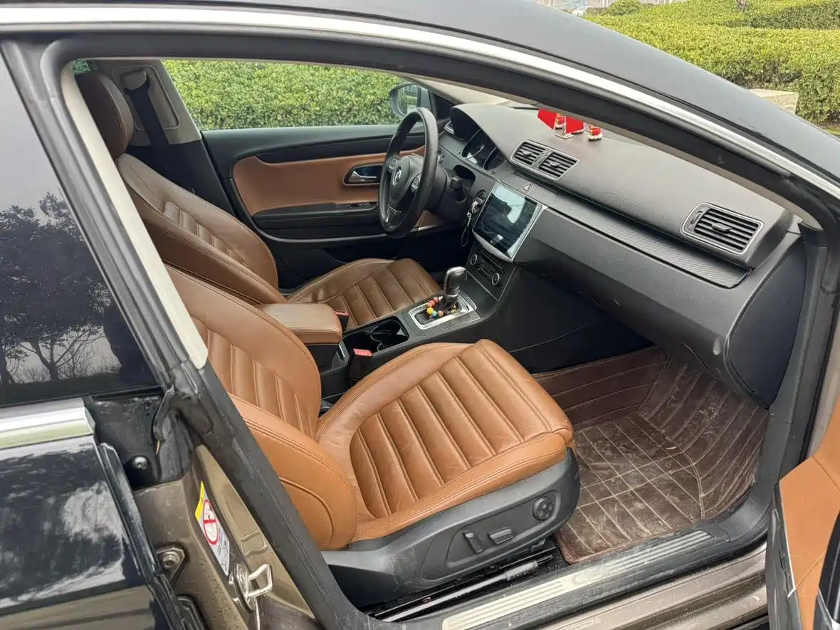 Volkswagen FAW-Volkswagen CC 2012 Model 2.0TSI Premium фото 7