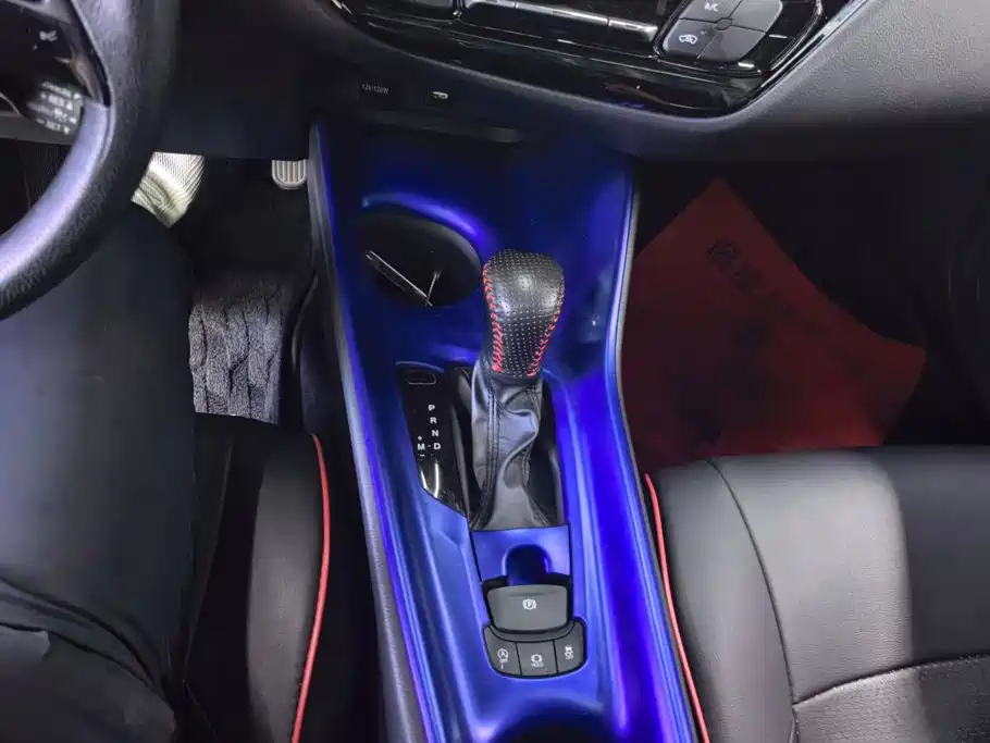 Toyota IZOA 2022 2021 Hybrid 2.0L Yixiang Edition