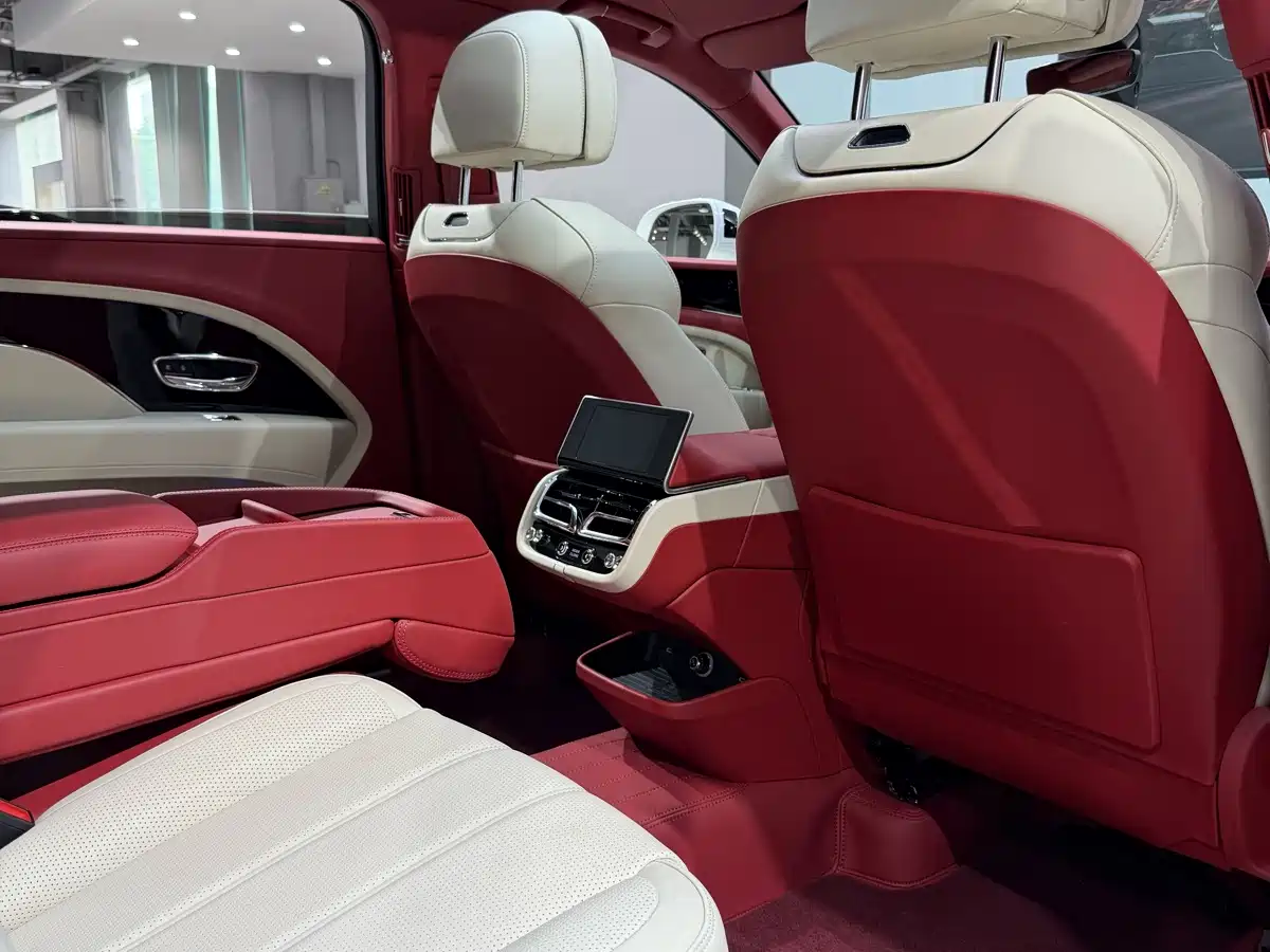 Bentley Bentayga 2024 2024 4.0T V8 Long Wheelbase