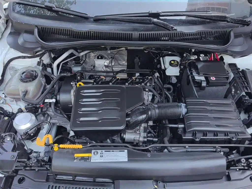 Volkswagen Polo 2023 Facelift Plus 1.5L Auto Joyful Living Edition фото 16