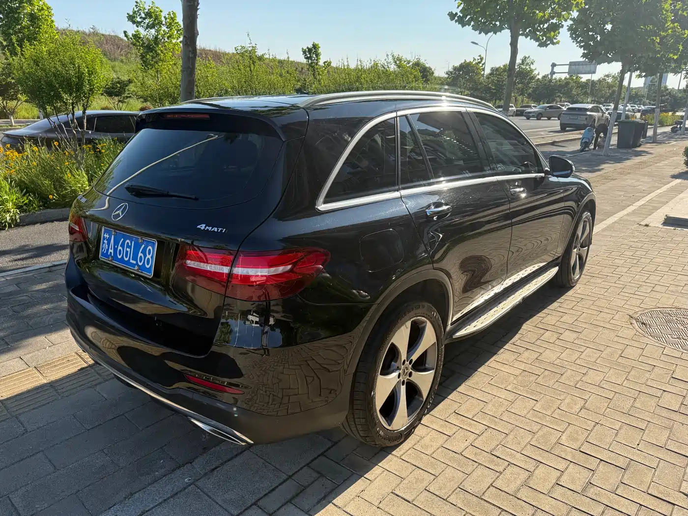 Mercedes-Benz GLC 2017 GLC 300 4MATIC Luxury фото 4