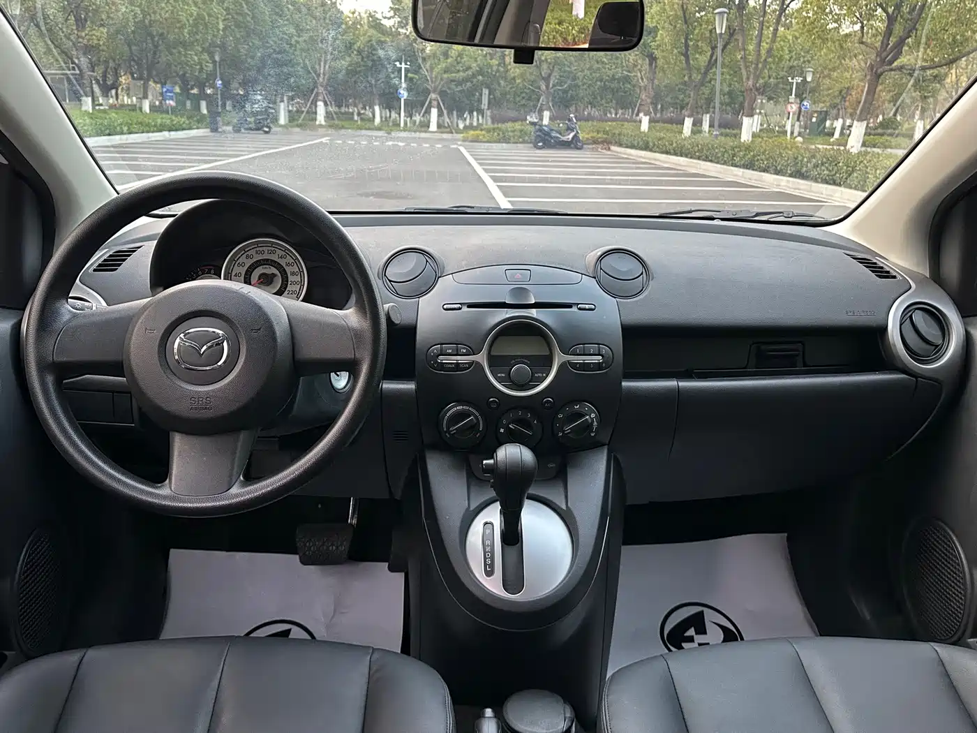Mazda 2 2012 2011 XuanDong 1.3L Automatic Standard