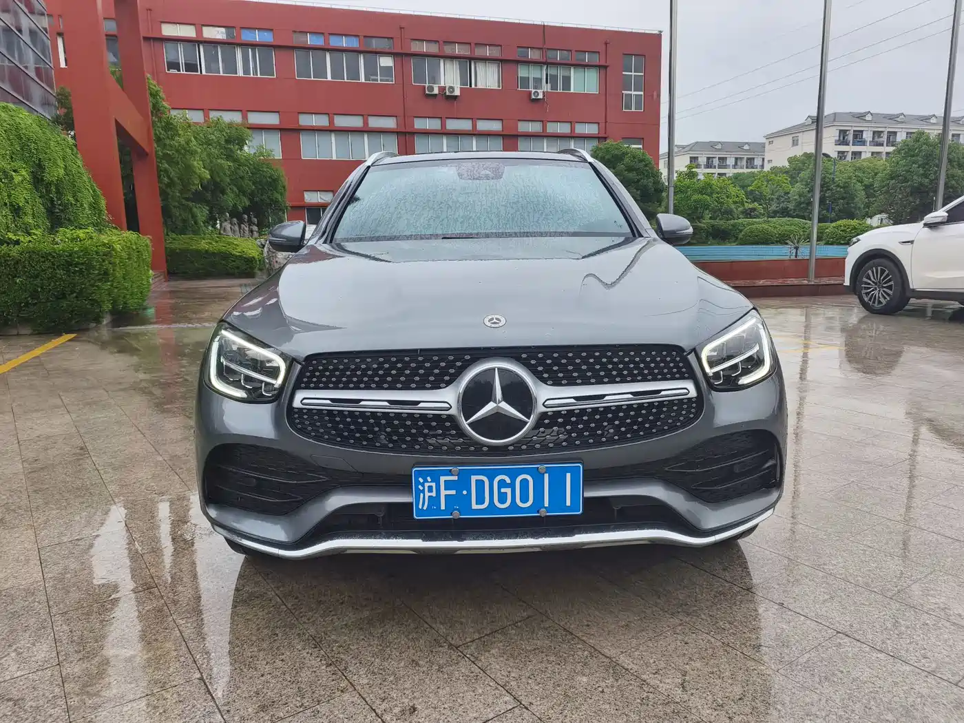 Mercedes-Benz GLC 2021 GLC 300 L 4MATIC Sporty фото 2