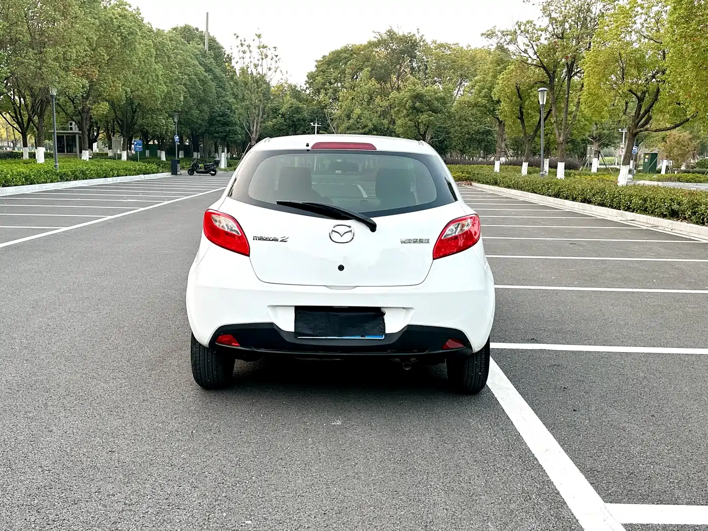 Mazda 2 2012 2011 XuanDong 1.3L Automatic Standard