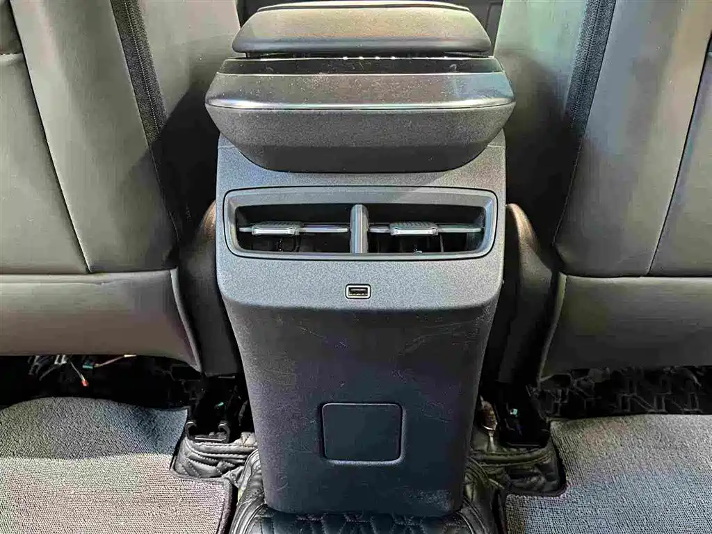 Jetour Dasheng 2023 2022 1.6T DCT King PLUS