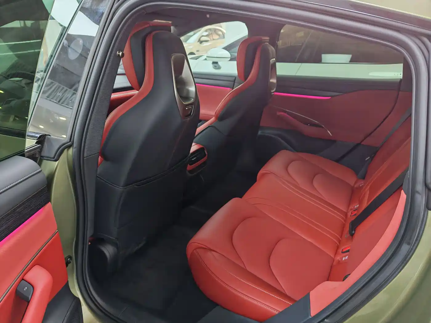Xiaomi Auto Xiaomi SU7 2024 RWD Long Range Intelligent Driving Edition фото 11