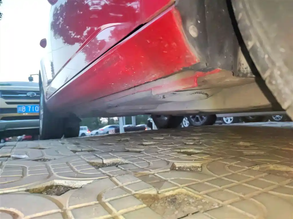 Škoda Fabia 2017 1.4L Auto Car Enjoy Edition фото 20