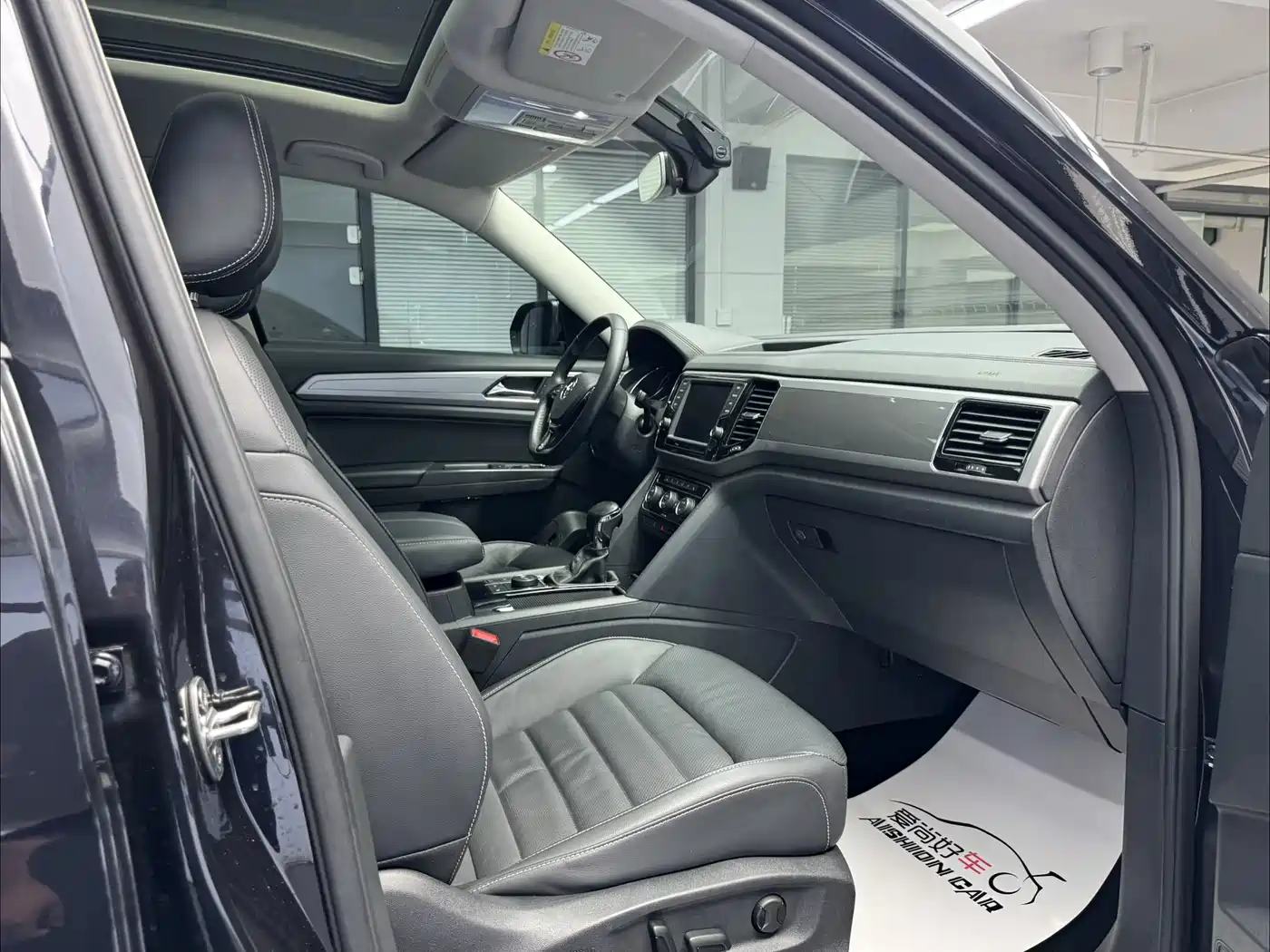 Volkswagen Teramont 2017 530 V6 4WD Luxury Edition фото 10