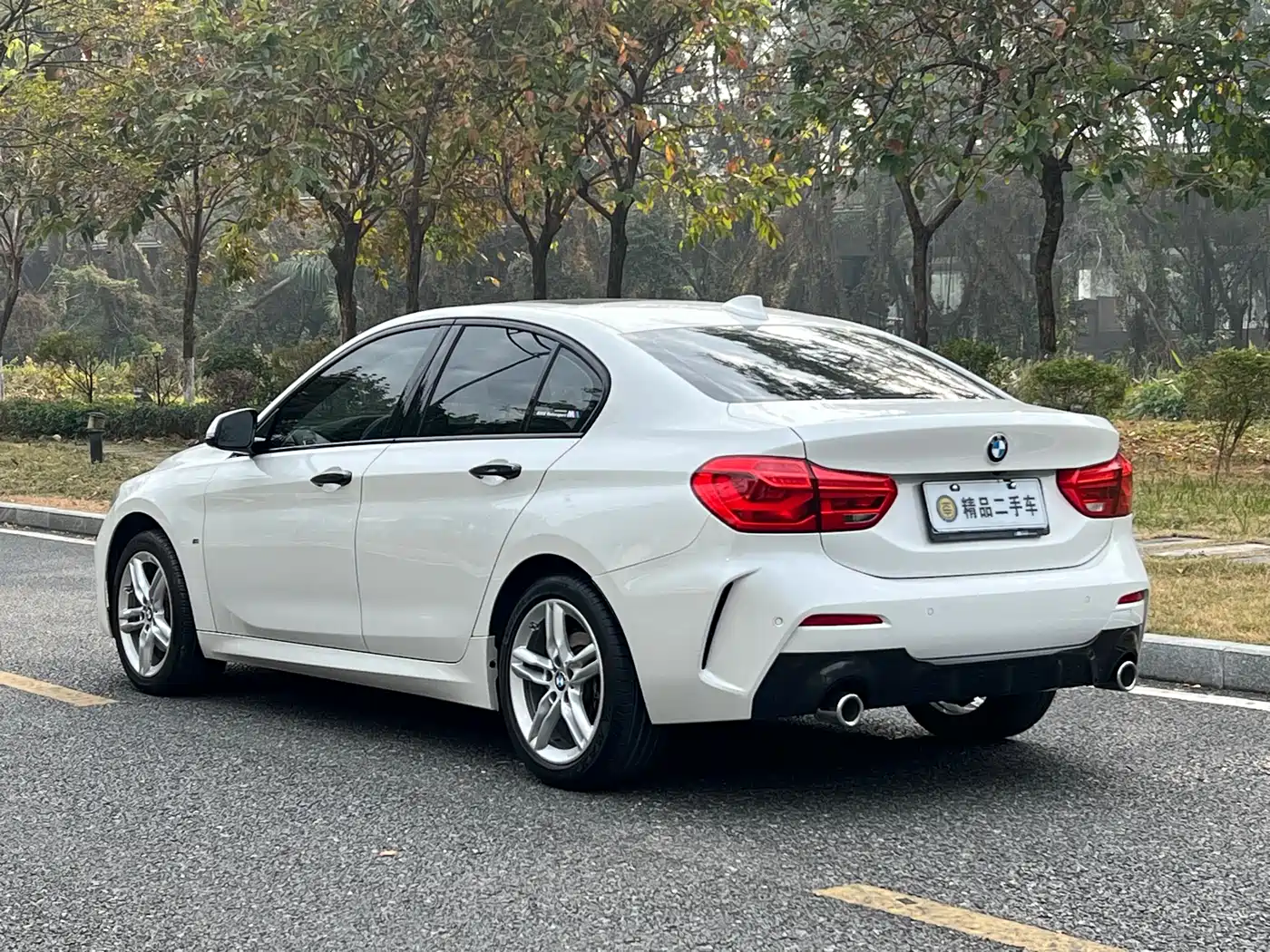 BMW 1 Series 2020 Model 120i M Sport Package фото 6