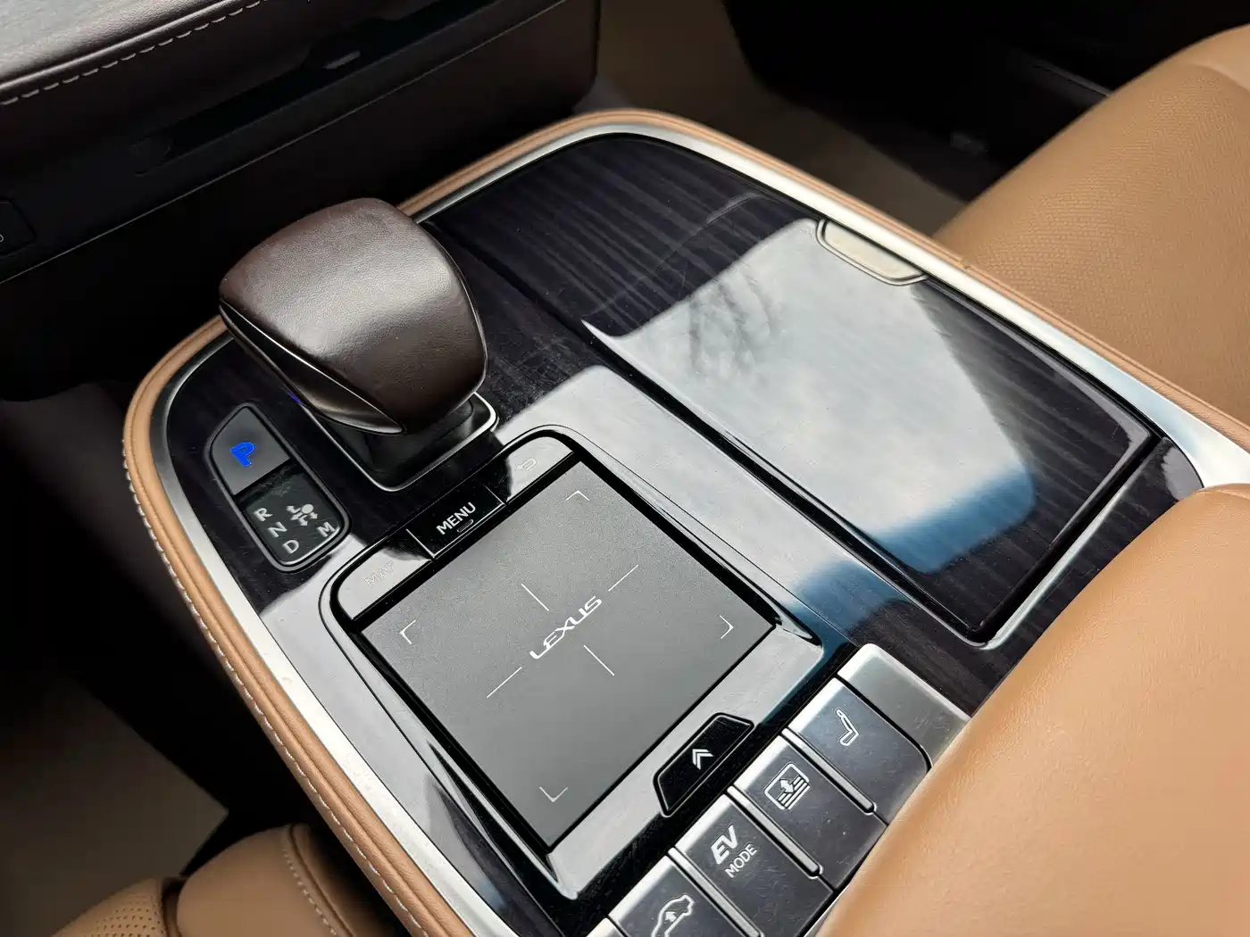 Lexus LS 2020 500h Excellence (China V) фото 13