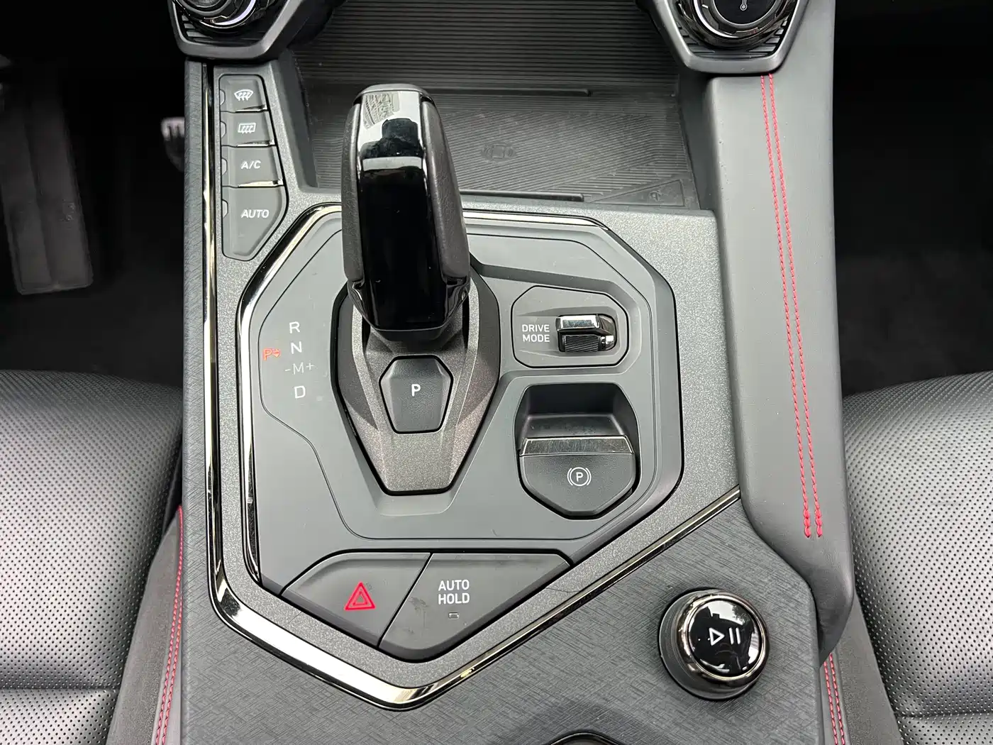 Lynk & Co 05 2022 2.0TD 4WD Power Halo фото 15