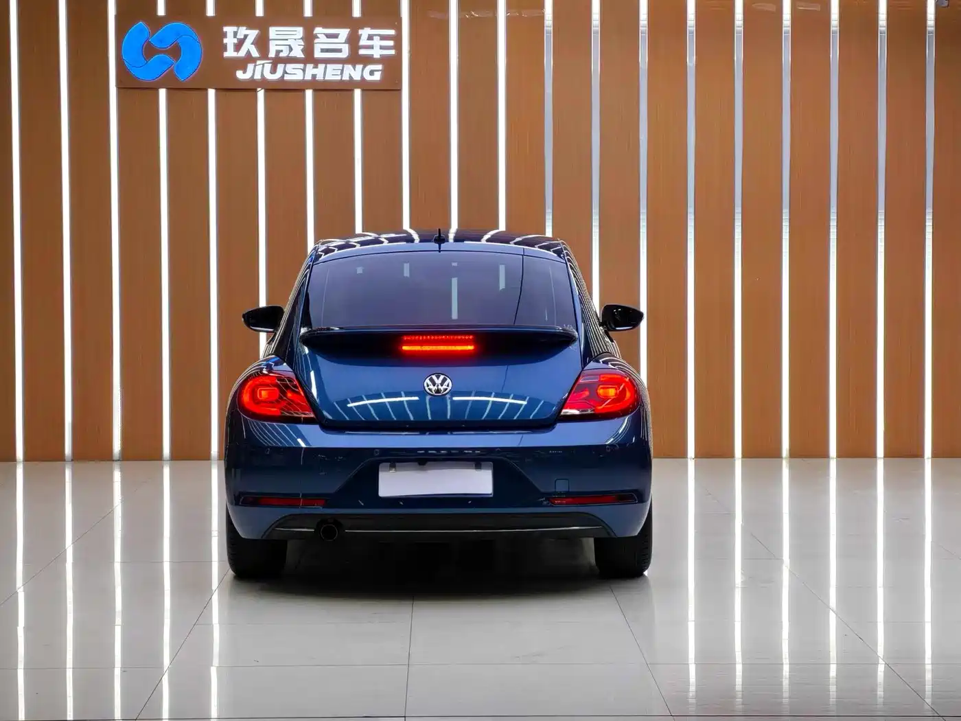 Volkswagen Beetle 2019 2018 180TSI Easy Joy Edition