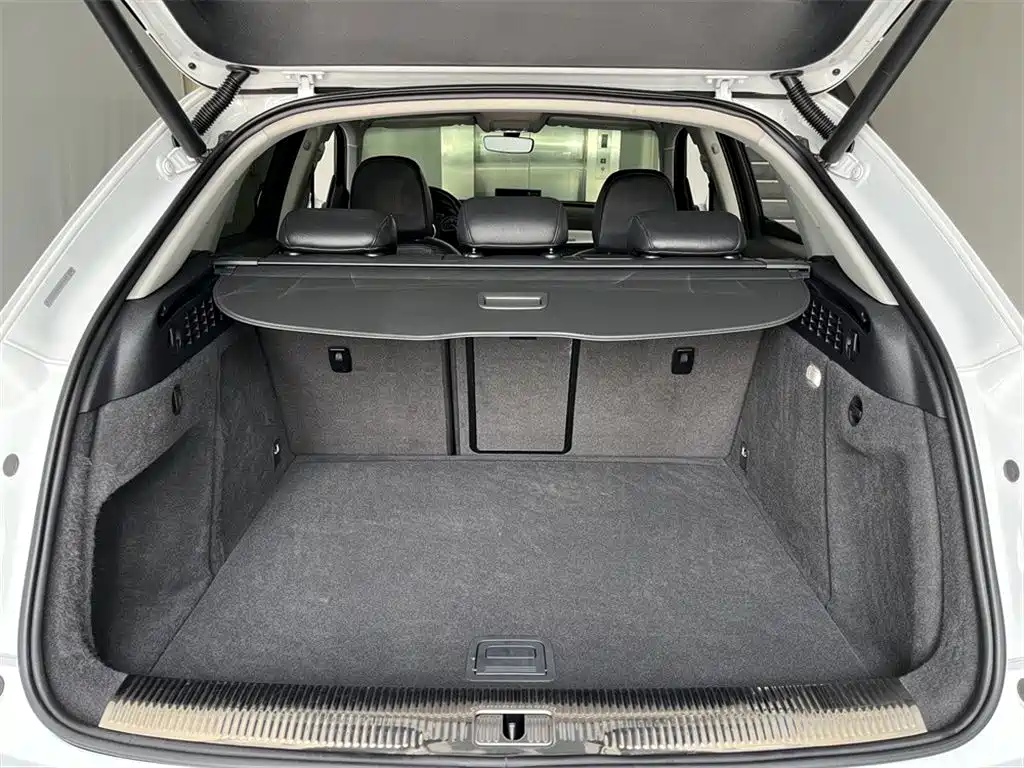 Audi Q3 2017 35 TFSI quattro AWD Style фото 9