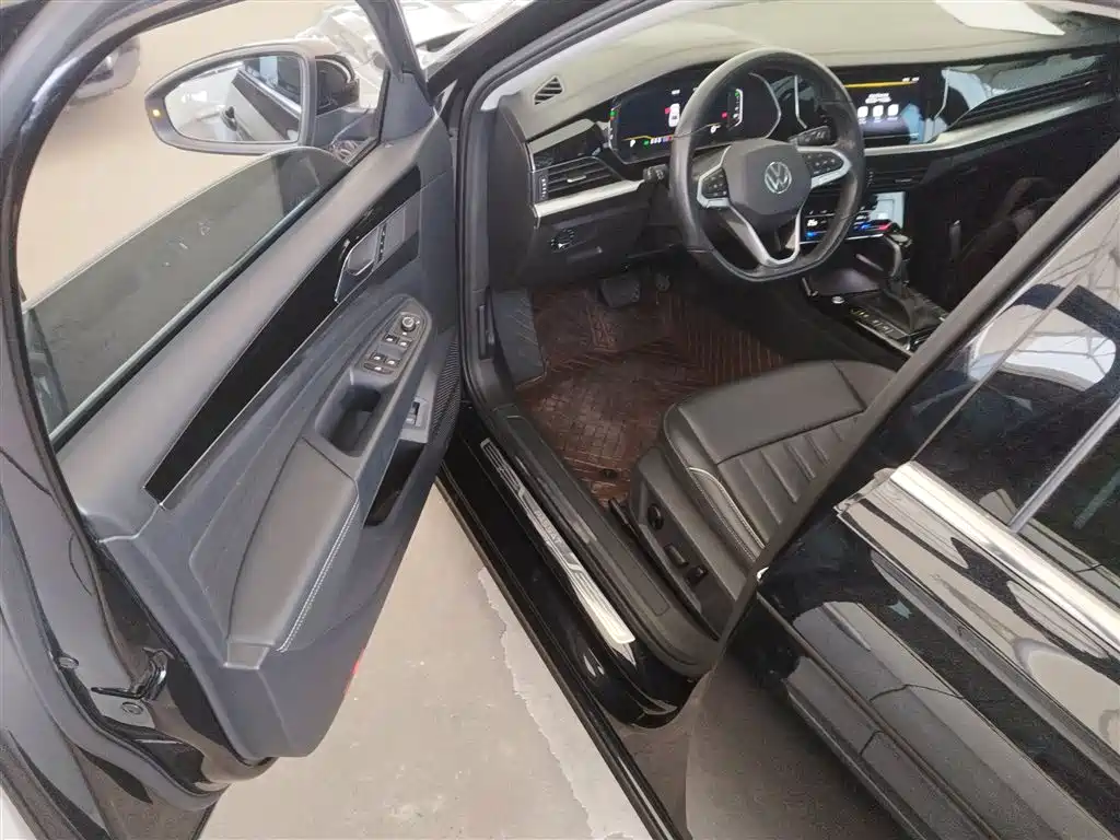 Volkswagen Passat 2022 330TSI Starlight Elite Edition фото 16
