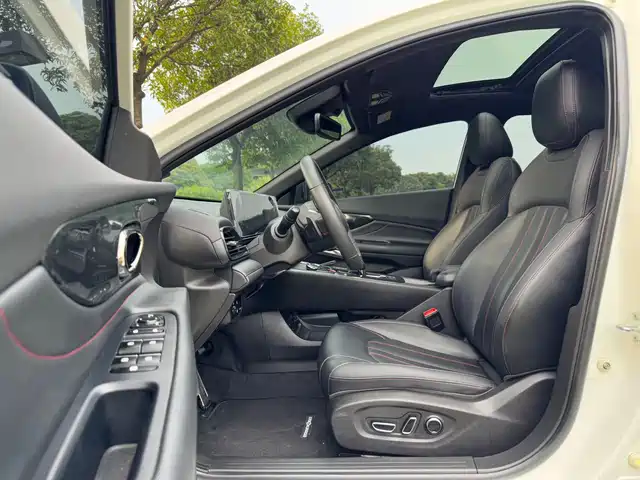 GAC Trumpchi Trumpchi Emkoo 2023 270T DCT J16 Edition — фото 4