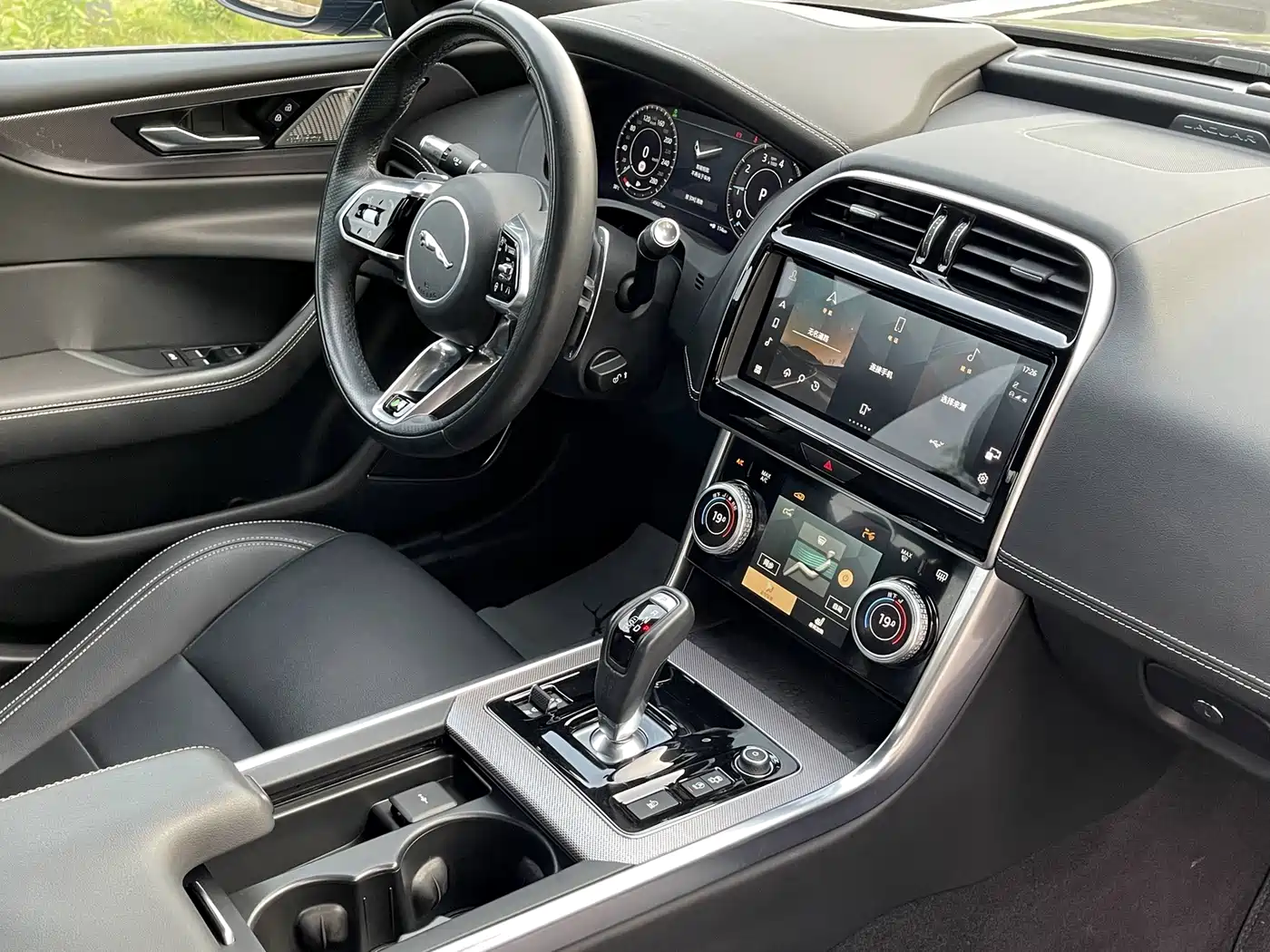 Jaguar XEL 2023 2023 2.0T 250PS R-DYNAMIC S Progressive Sport