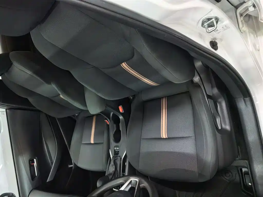 Toyota Levin 2023 Smart Hybrid 1.8L Luxury фото 10