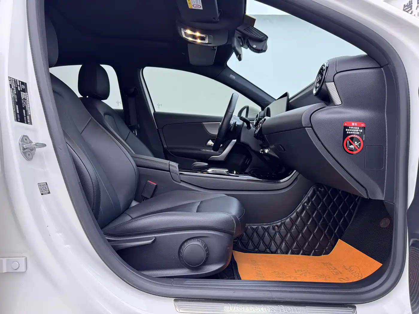 Mercedes-Benz A-Class 2022 Facelift A 180 L Sport Sedan фото 16
