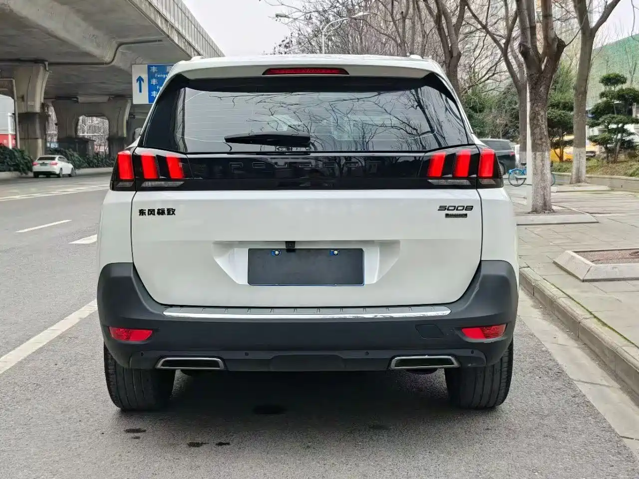 Peugeot 5008 2023 400THP True Love Edition 5-Seater фото 8