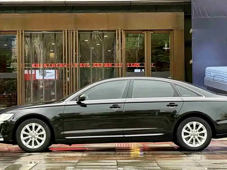 Audi A6L 2014 30 FSI Comfort фото 7