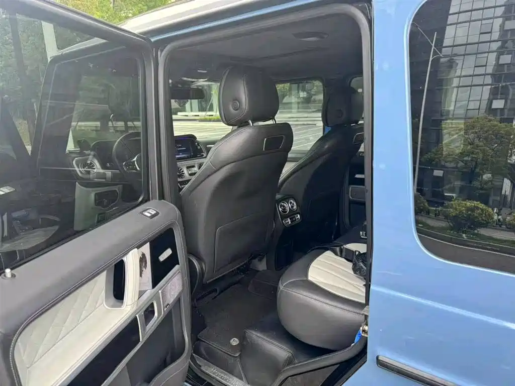 Mercedes-Benz G-Class 2011 2010 G 500