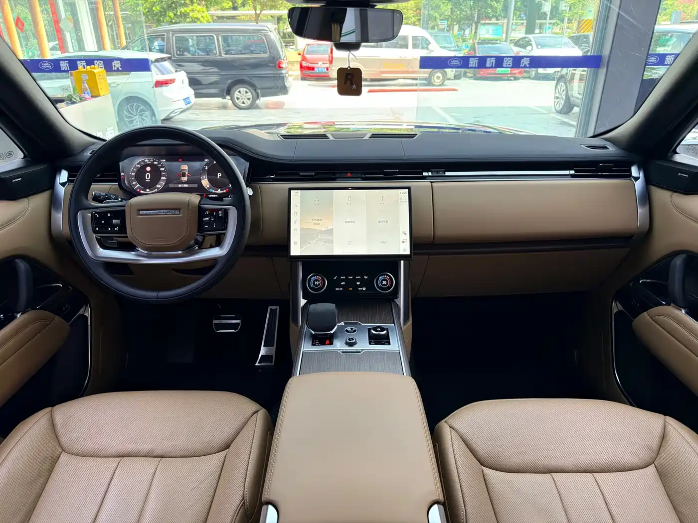 Land Rover Range Rover 2023 2023 3.0 L6 400PS Golden Age Long Wheelbase
