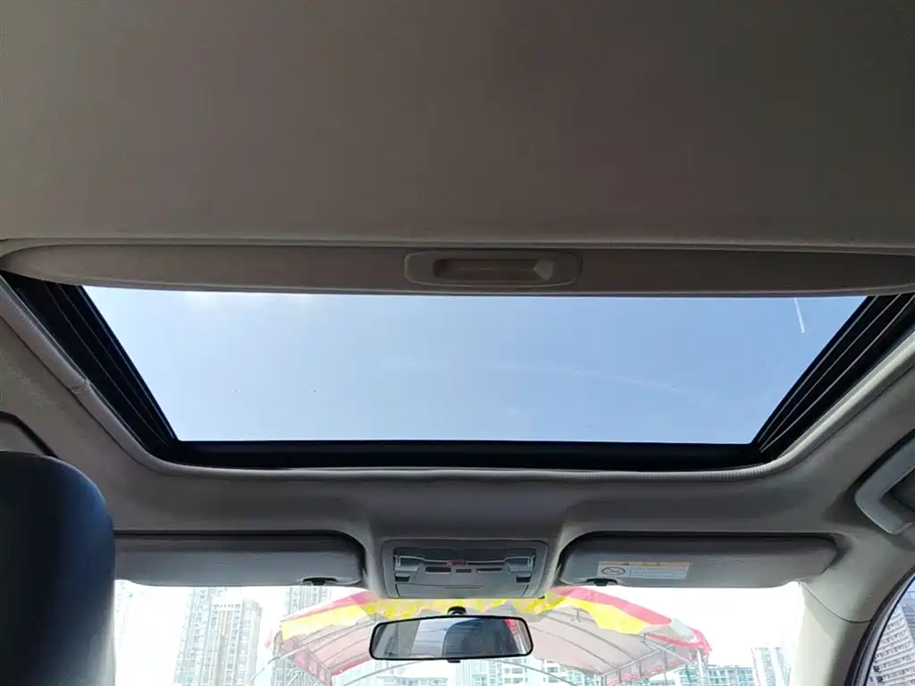 Toyota Corolla 2014 1.6L CVT GL-i Leather Edition фото 18