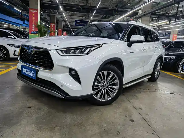  Toyota Highlander 2022 Dual Engine 2.5L 4WD Supreme Edition 7-Seater